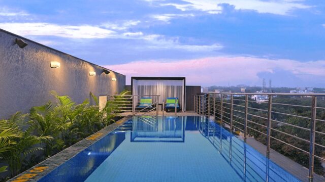 0dd70be40df9fec0e799170eec1281da-1686981591084-Fortune Park Sishmo Bhubaneswar Swimming Pool