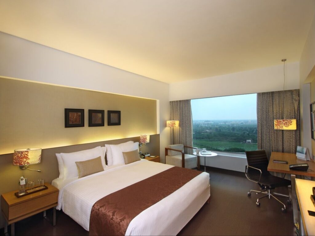 61ef9aab4e3991d3d8540789122b5cd0-1689689011347-Fortune Select SG Highway Ahmedabad Premium Room