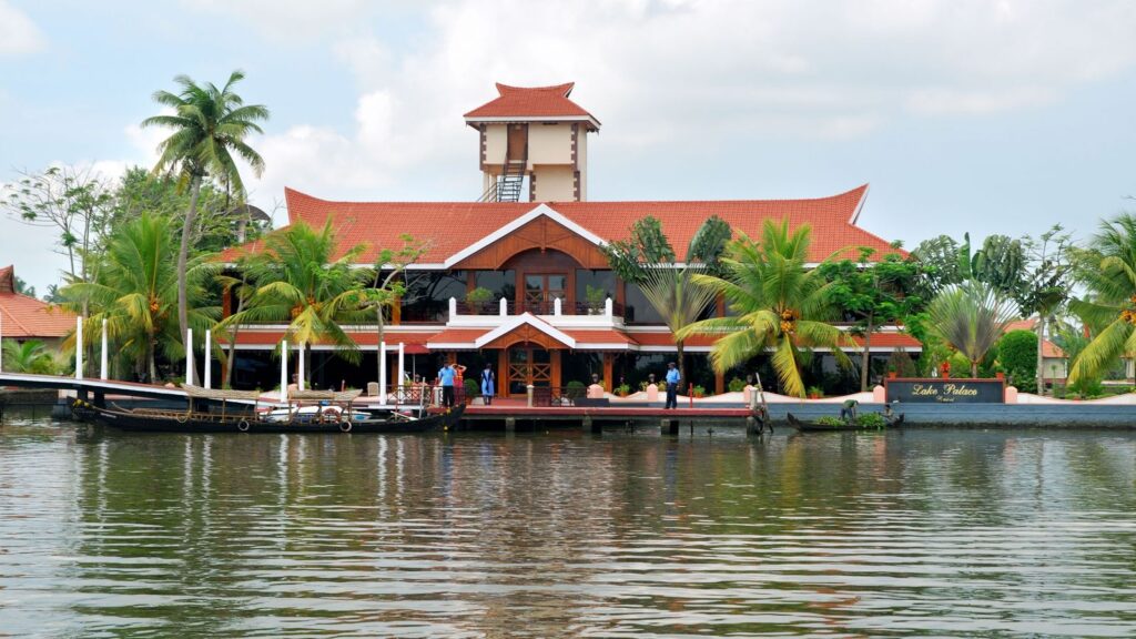 lake-palace-alleppey